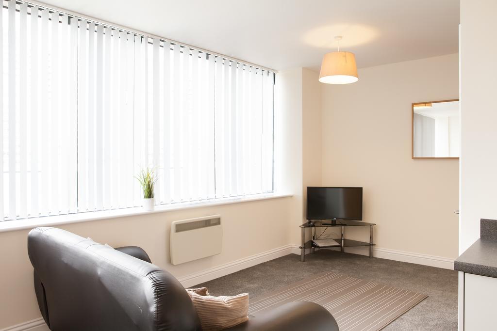 Guild House Apartment Swindon Bagian luar foto