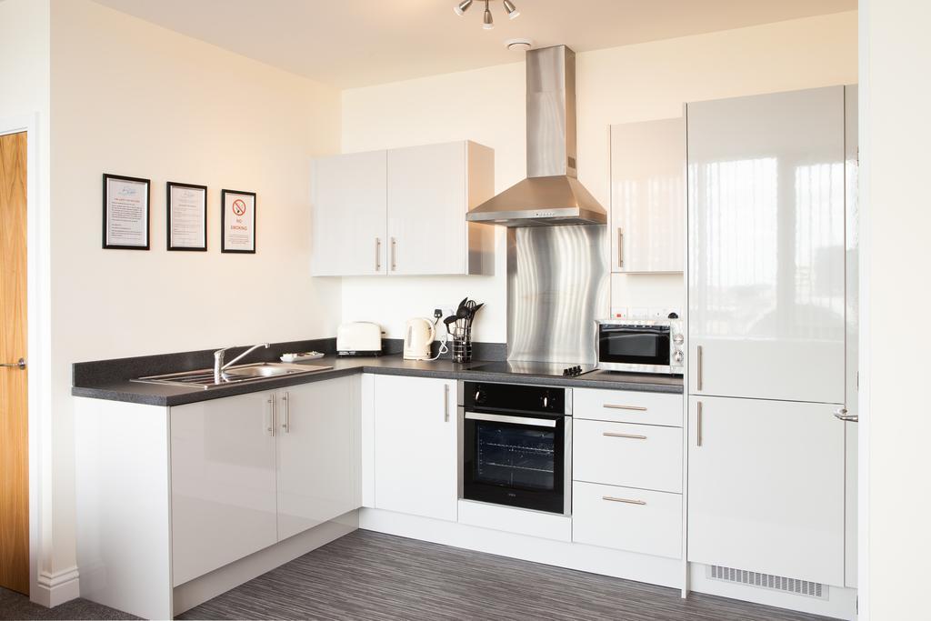 Guild House Apartment Swindon Bagian luar foto