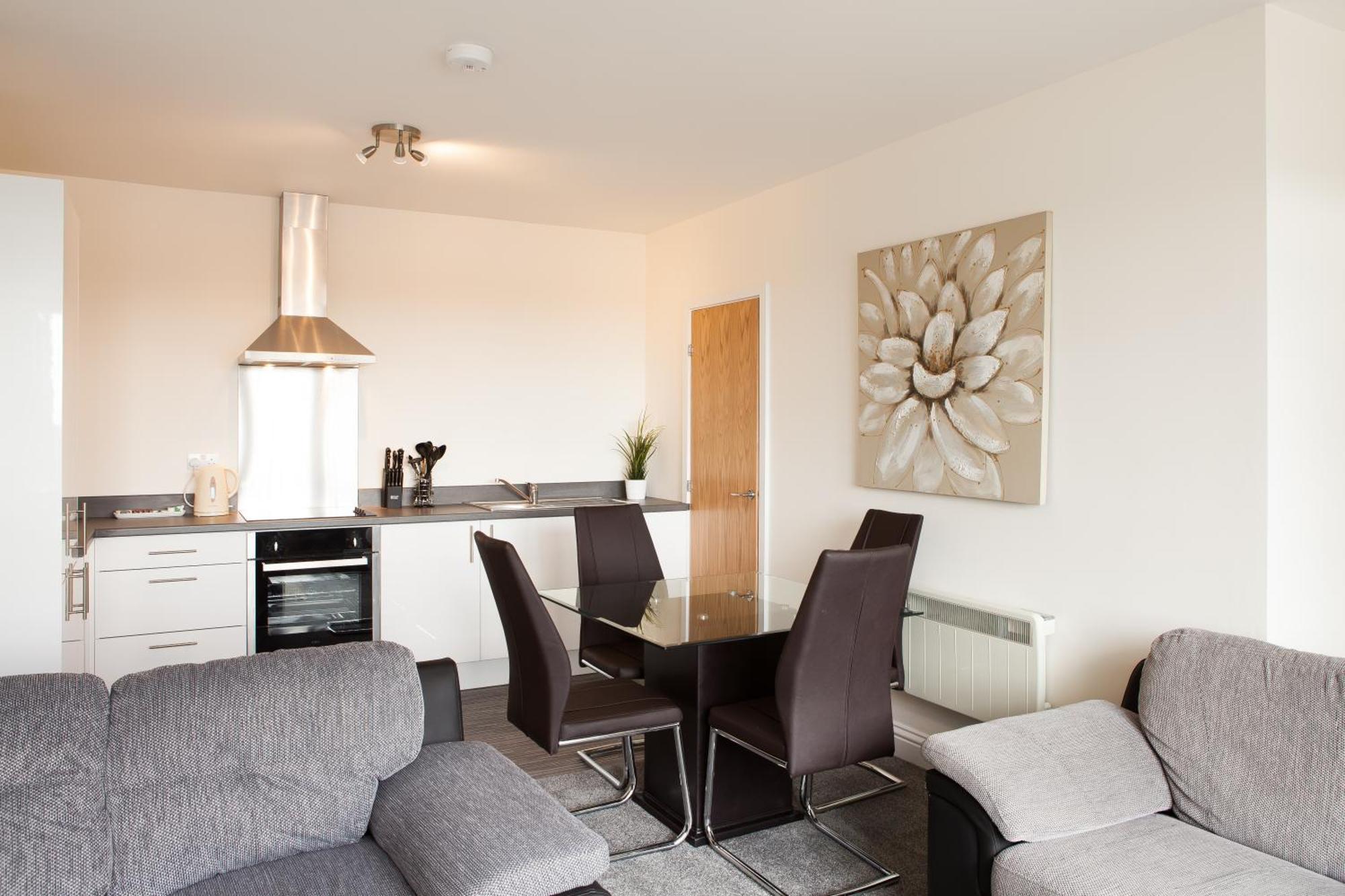 Guild House Apartment Swindon Bagian luar foto